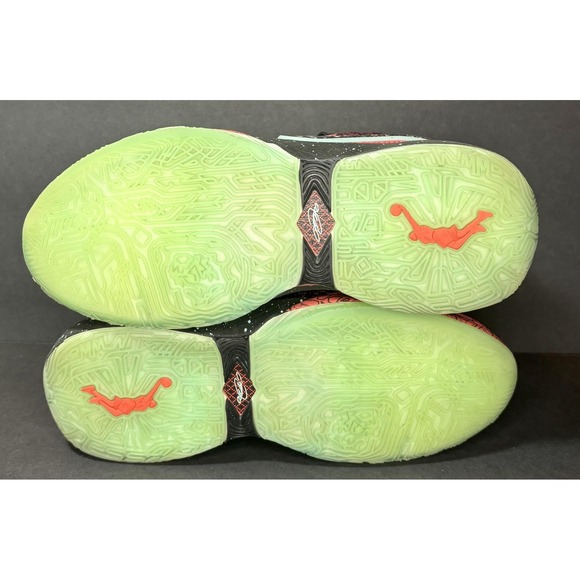 Nike LeBron XX 20 Shoes Youth Size 6.5Y Red Black Green Basketball FB8974-600 - Picture 11 of 12